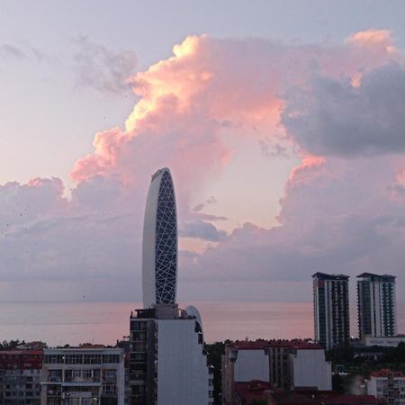 Apartment On Takaishvili Batumi Ngoại thất bức ảnh