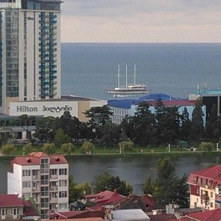 Apartment On Takaishvili Batumi Ngoại thất bức ảnh