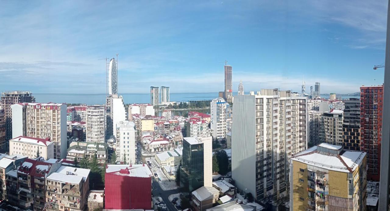 Apartment On Takaishvili Batumi Ngoại thất bức ảnh